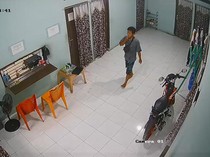 Sempat-sempatnya Perampok di Riau Nyebat Rokok Usai Berkali-kali Tikam Kasir