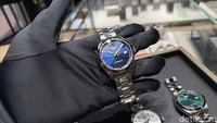Bukan Lagi Besar, Ini Alasan Jam Tangan 38 mm Kembali Digemari