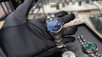 Bukan Lagi Besar, Ini Alasan Jam Tangan 38 mm Kembali Digemari