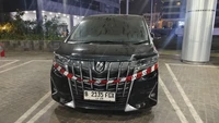 Spek Mobil Mewah yang Disita Kejagung dari Tersangka AYS Kasus MBG