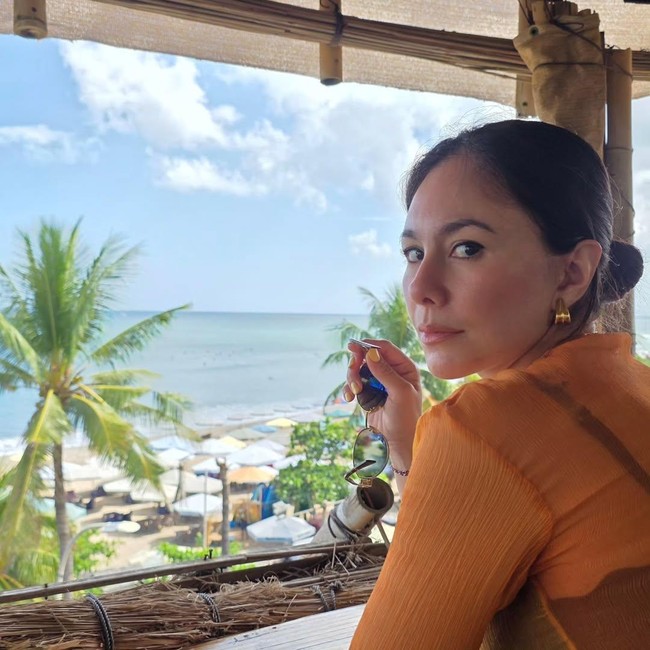 Yuk! Ikut Wulan Guritno Liburan ke Bali Bareng Anak-anak