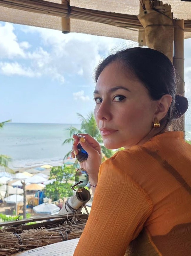 Yuk! Ikut Wulan Guritno Liburan ke Bali Bareng Anak-anak