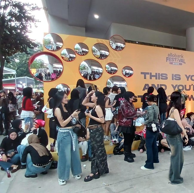 Euforia Fans Jelang Nonton CORTIS di Allo Bank Festival 2026