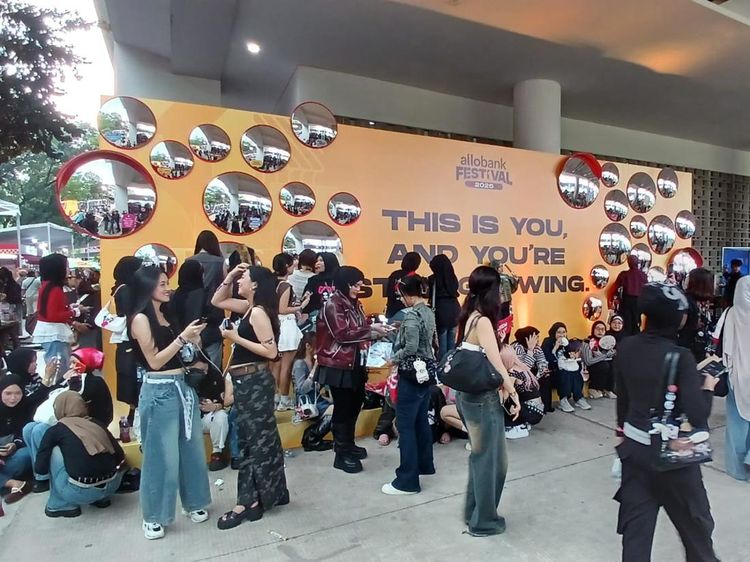Euforia Fans Jelang Nonton CORTIS di Allo Bank Festival 2026