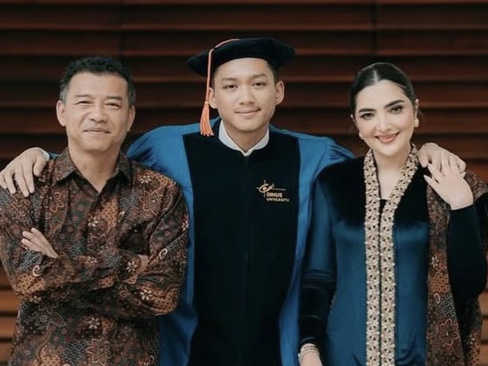 Anang, Ashanty dan Azriel