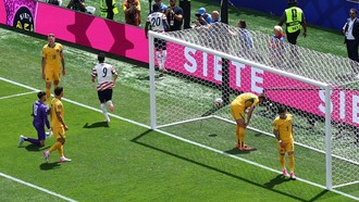 Babak Pertama, AS Ungguli Australia 2-0