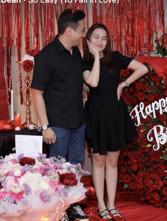 Ayu Ting Ting Berbunga-bunga saat Ultah, Kevin Beri yang Terindah