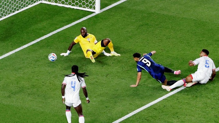 Soccer Football - FIFA World Cup 2026 - Group C - Brazil v Haiti - Philadelphia Stadium, Philadelphia, Pennsylvania, U.S. - June 19, 2026 Brazils Matheus Cunha scores their first goal REUTERS/Jeenah Moon     TPX IMAGES OF THE DAY