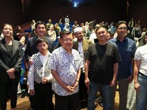 Film Tanah Runtuh di Mata Jusuf Kalla