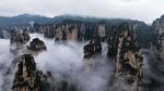 Hutan Batu Zhangjiajie, Hadirkan Panorama Bak Negeri di Atas Awan
