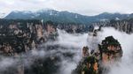 Hutan Batu Zhangjiajie, Hadirkan Panorama Bak Negeri di Atas Awan