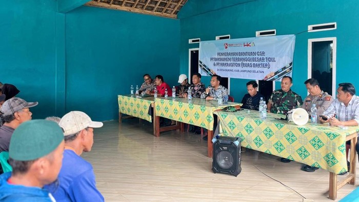 Kegiatan pemberdayaan masyarakat yang dilakukan Pengelola Jalan Tol Bakauheni-Terbanggi Besar (BTB)