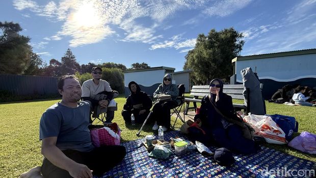 Moore River Estuary di kawasan Guilderton, Australia Barat