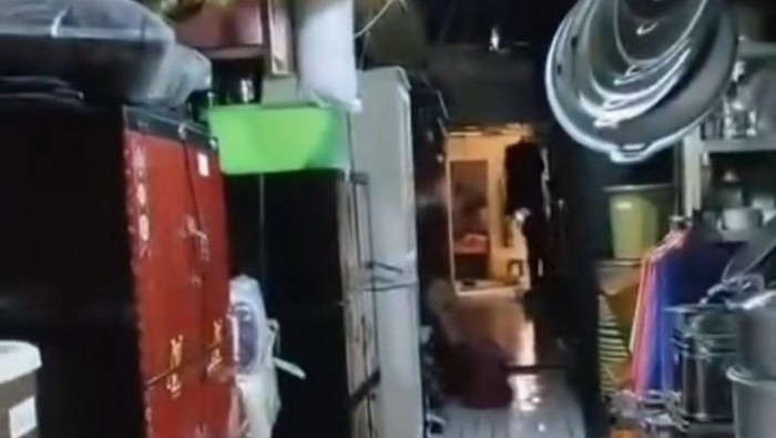 Pemadaman listrik di Pasar Besar Malang