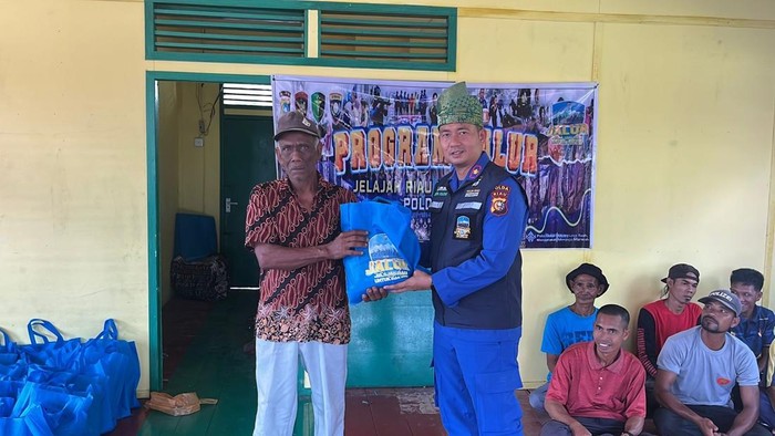 Polda Riau menggelar program JALUR menjelang Hari Bhayangkara ke-80, Jumat (19/6/2026).
