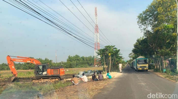 Suasana di lokasi lahan sumur Geni milik Pertamina di Desa Sidomukti Kepohbaru.