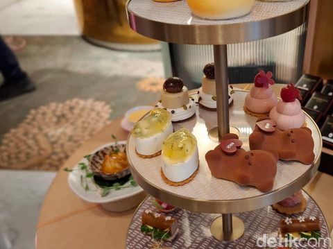 The Drawing Room x Honeybee Seoul Ada Dessert Bear Chocolate dan Rendang Pastry di Afternoon Tea Mewah Ini