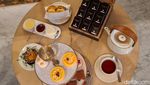 Afternoon Tea Enaknya Cicip Cokelat Teddy Bear hingga Pastry Cantik di Sini