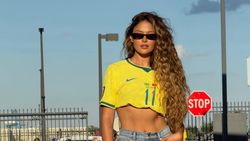 Pesona WAGs Brasil Gak Main-main, Tribun Rasa Runway!