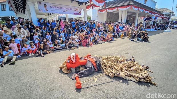 Wayang Landung Sangkala di Ciamis Wayang Landung Sangkala di Ciamis