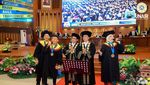 Momen Spesial Anang-Ashanty, Diwisuda Sekaligus Hibur Wisudawan Unair