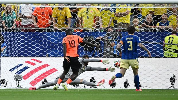 Belanda vs Swedia Soccer Football - FIFA World Cup 2026 - Group F - Netherlands v Sweden - Houston Stadium, Houston, Texas, U.S. - June 20, 2026 Netherlands' Brian Brobbey scores their first goal REUTERS/Annegret Hilse