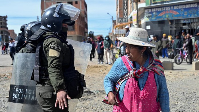 Bolivia Tetapkan Status Darurat Nasional akibat Krisis Blokade