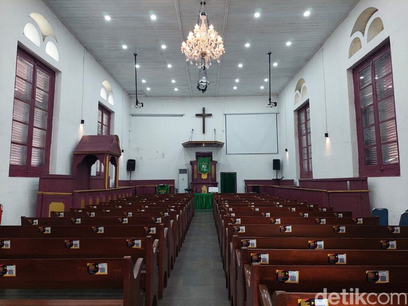 Gereja Tugu di Kampung Tugu, Jakarta Utara Gereja Tugu di Kampung Tugu, Jakarta Utara