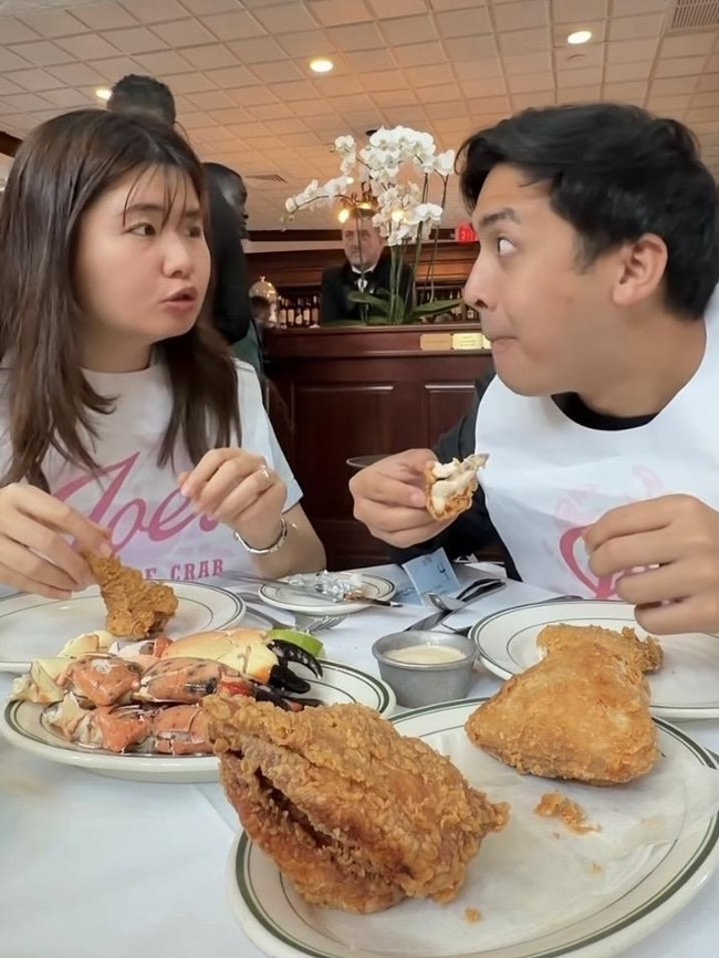 Manisnya Jerome Polin Kulineran Bareng Gracia Caroline di PIK hingga Amerika!