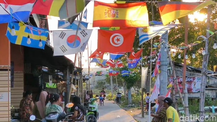 Semarak Piala Dunia 2026 kampung gila bola di Dusun Mayang, Desa Branta Pesisir, Kecamatan Tlanakan, Pamekasan Piala Dunia 2026