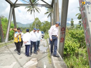 Tinjau Lokasi Gempa Sulteng, Menteri PU Prioritaskan Infrastruktur Dasar