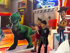 Video: Serunya Pixar Fest di TSM Cibubur, Ada Dunia Toy Story-Inside Out