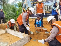 Polisi Bedah 2 Rumah Korban Kebakaran di Bangka Barat
