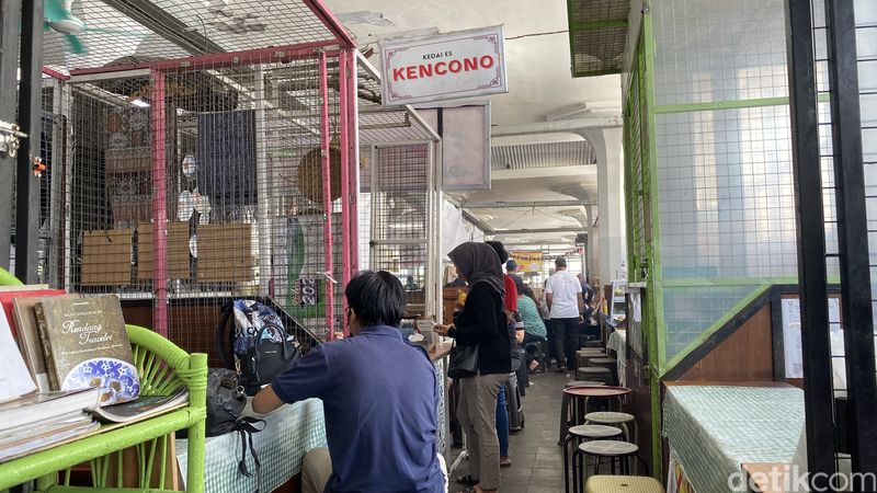Modal Rp 10 Ribuan Bisa Kulineran Puas di Pasar Johar Semarang