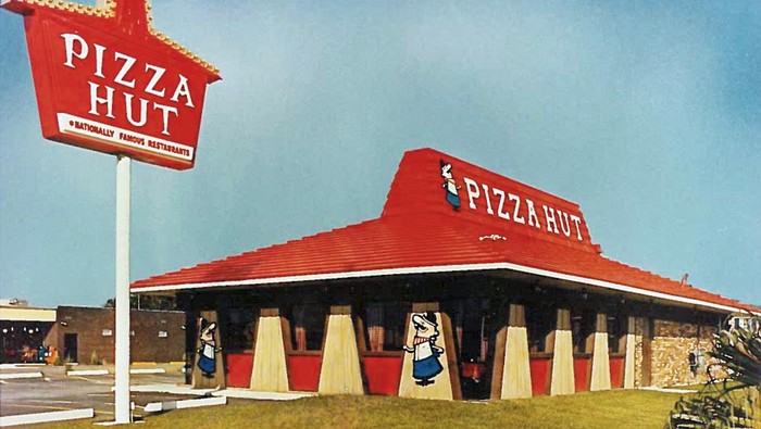 Toko Pizza Hut yang menjadi inspirasi logonya saat ini