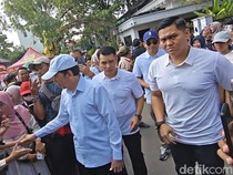 Masyarakat Ramai-ramai Datangi Rumah Jokowi Beri Ucapan Selamat Ultah
