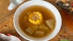Sedep Banget! Makan Pecak Nila di Warung Betawi Pinggir Kali