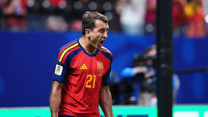 ATLANTA, GEORGIA - JUNE 21: Mikel Oyarzabal of Spain celebrates after scoring his teams second goal during the FIFA World Cup 2026 Group H match between Spain and Saudi Arabia at Atlanta Stadium on June 21, 2026 in Atlanta, Georgia. (Photo by Europa Press Sports/Europa Press via Getty Images)
