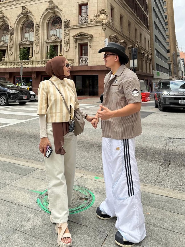 Gaya Koboi Atta Halilintar di Amerika, Gandeng Mesra Aurel Hermansyah