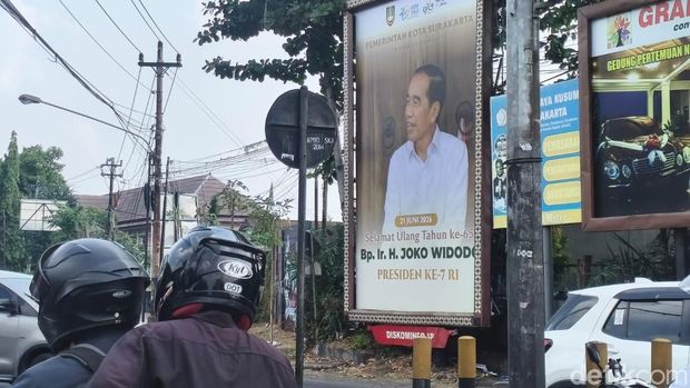 Baliho ucapan ultah Jokowi di Jalan dr Wahidin, Purwosari, Laweyan, Solo, Senin (22/6/2026). Baliho ucapan ultah Jokowi di Jalan dr Wahidin, Purwosari, Laweyan, Solo, Senin (22/6/2026).
