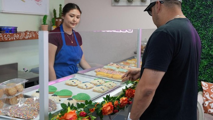 Demam Piala Dunia Menjalar ke Etalase Toko Roti