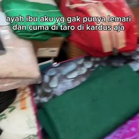 Dulu Tidur Beralas Kardus, Wanita Ini Kini Belikan Orang Tua Rumah Tanpa Utang
