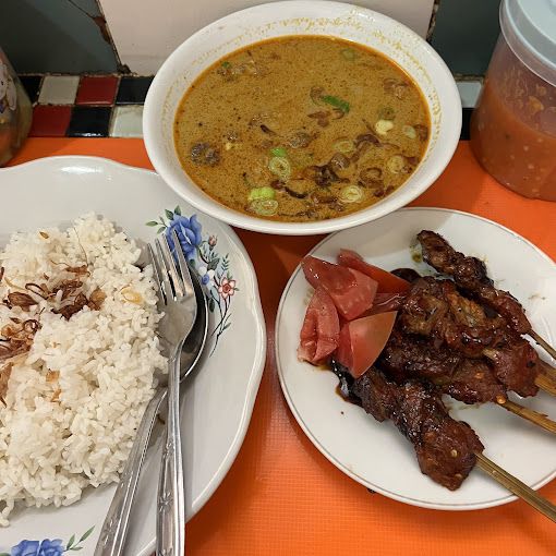 Soto Tangkar Legendaris di Jakarta yang Kelezatannya Masih Sama