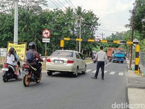 Hati-hati! Jalur Alternatif Papringan Rawan Laka Imbas Jembatan Serayu Ditutup