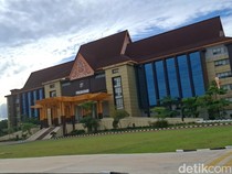 Eks Bupati Rohil Diperiksa Polda Riau Kasus Dugaan Korupsi Pembangunan Jalan