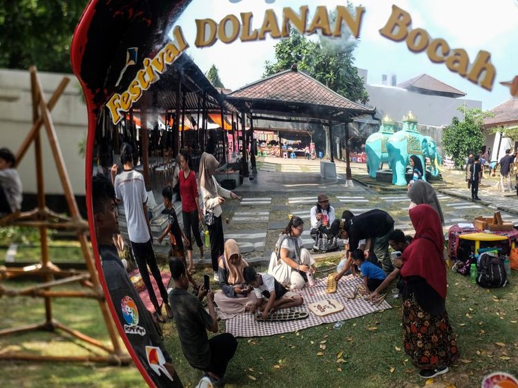 Menjaga Warisan Budaya Lewat Permainan Tradisional Nusantara