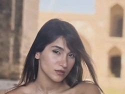 Sosok Penyanyi Iran Dihukum Cambuk 74 Kali Usai Tampil Tanpa Hijab di YouTube