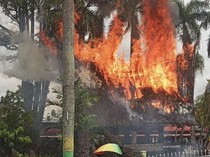Bocah Picu Kebakaran Rumah Adat di Medan Sempat Coba Padamkan Api