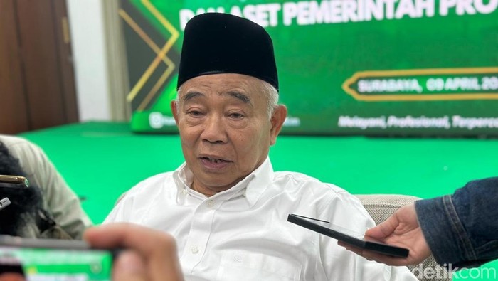 Pengasuh Pondok Pesantren (Ponpes) Amanatul Ummah, KH Asep Saifuddin Chalim