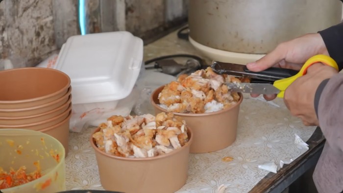 Sukses jualan ayam goreng crispy modal belajar dari eks pegawai KFC
